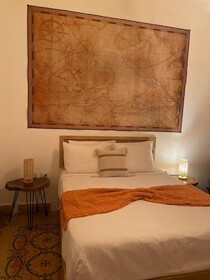 Studio 27 Colonial