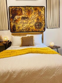 Studio 27 Colonial