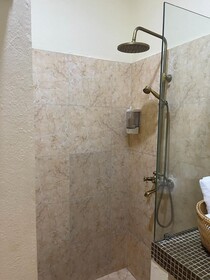 Studio 27 Colonial