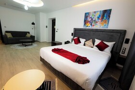 Coast Hotel