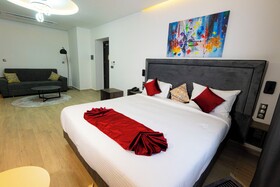 Coast Hotel