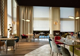 Hilton Alger