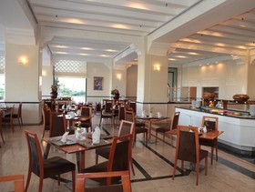 Hilton Alger