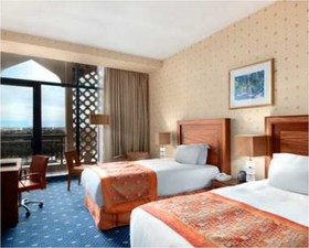 Hilton Alger