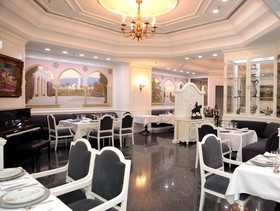 Hilton Alger
