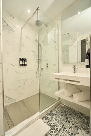 Saint Eugene Hotel