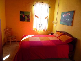 La Casa Amarilla