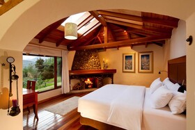 Luna Runtun Adventure Spa