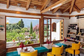 Luna Runtun Adventure Spa