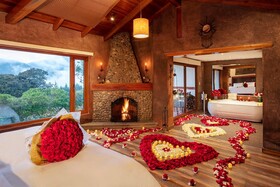 Luna Runtun Adventure Spa