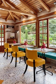 Luna Runtun Adventure Spa