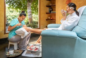 Luna Runtun Adventure Spa