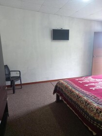 Montano Camping & Hostel