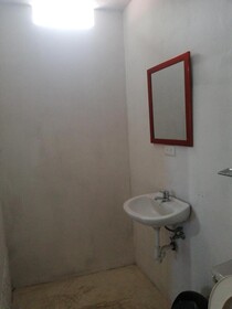 Montano Camping & Hostel