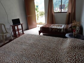 Montano Camping & Hostel