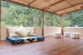 Socialtel Baños