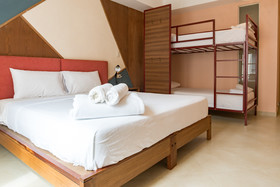 Socialtel Baños