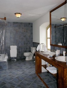 Hacienda La Cienega