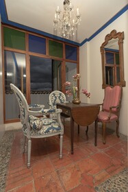 Azul de La Plaza Hotel