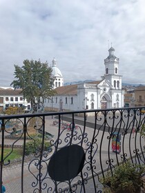 Azul de La Plaza Hotel