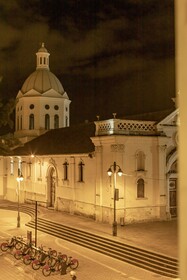 Azul de La Plaza Hotel