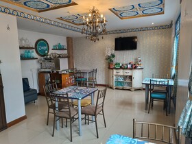 Azul de La Plaza Hotel