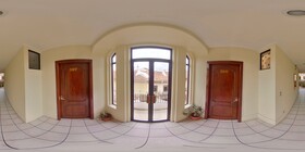 Hotel 4 mundos