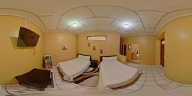 Hotel 4 mundos