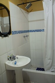 Hotel 4 mundos