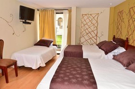 Hotel Campanario
