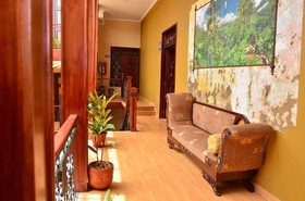 Hotel Campanario