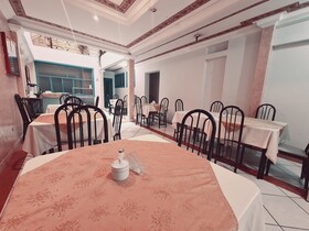 Hotel Chat Noir