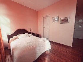 Hotel Chat Noir