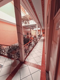 Hotel Chat Noir