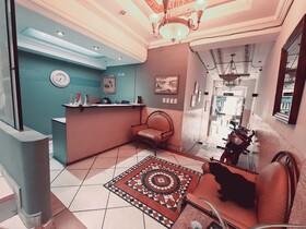 Hotel Chat Noir