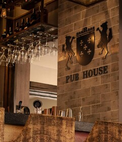 La Cofradía Pub House