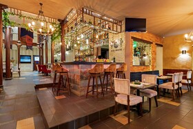 La Cofradía Pub House