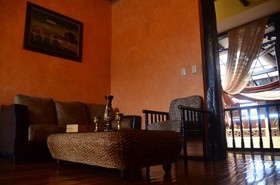 Los Balcones Boutique