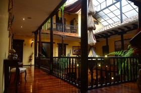 Los Balcones Boutique