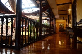 Los Balcones Boutique