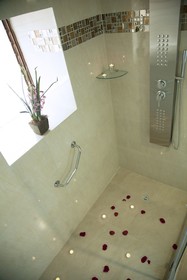 Los Balcones Boutique