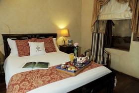 Los Balcones Boutique