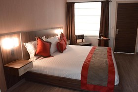 Santiago de Compostella Suites Hotel