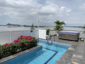 Black Castle Guesthouse
