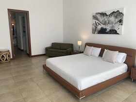 Black Castle Guesthouse