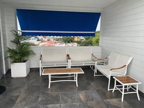 Black Castle Guesthouse