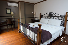 Orilla del Río Boutique