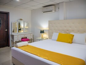 The Royalty Inn