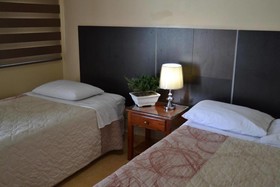 Urdesa Suites Hotel