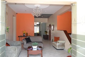 Urdesa Suites Hotel